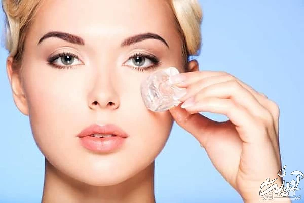 تکه یخ روی صورت